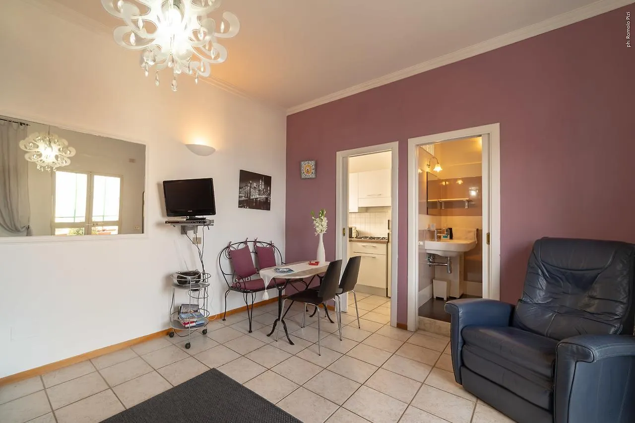 Apartment Una Terrazza Sul Golfo Naples